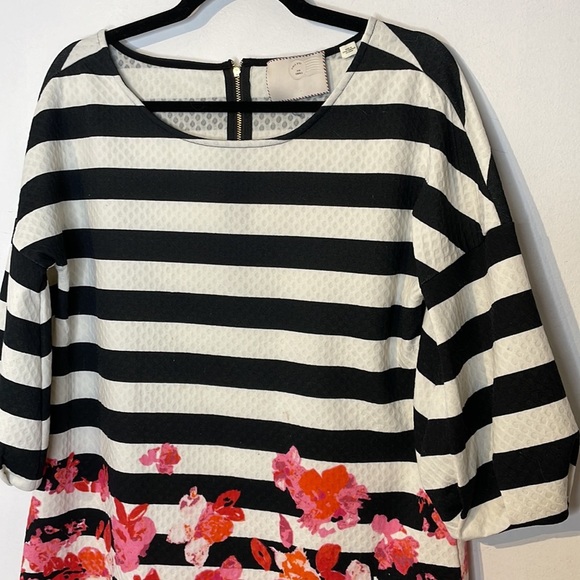 ANTHROPOLOGIE Postmark stripes floral puff sleeve tunic top - Picture 3 of 12